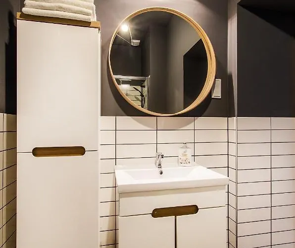 Apartments- Self Check-in 24h, Wifi 公寓