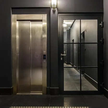 Apartments- Self Check-in 24h, Wifi * Breslavia